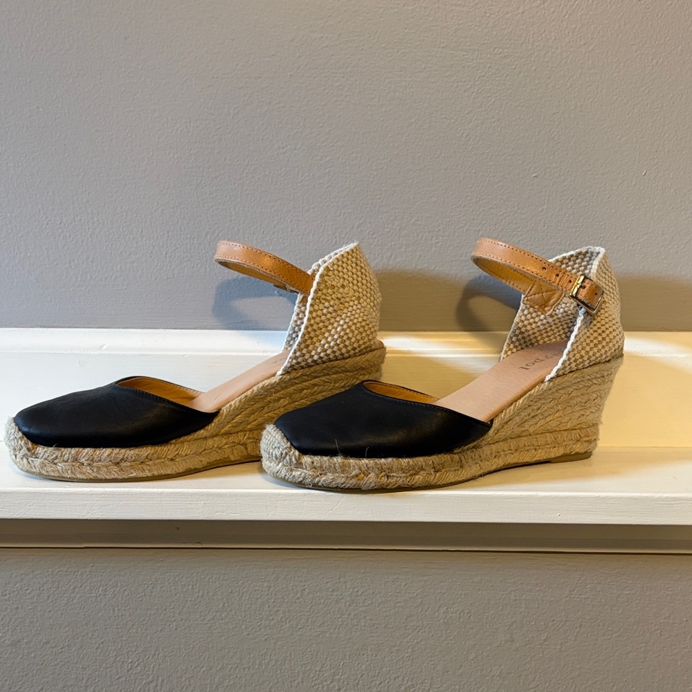 Espadrille Wedge Ankle-Strap Sandals in Black and Tan